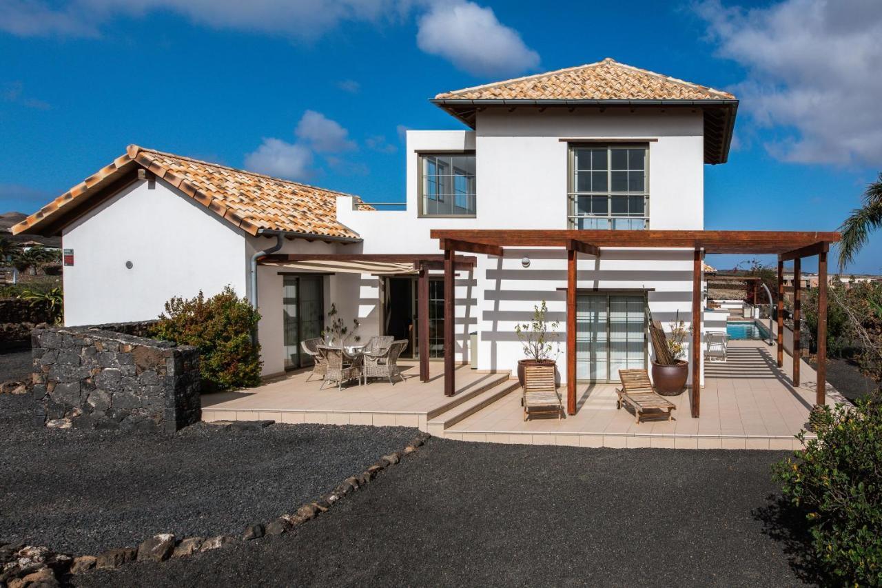 Villa Annunaki Lajares Exterior photo